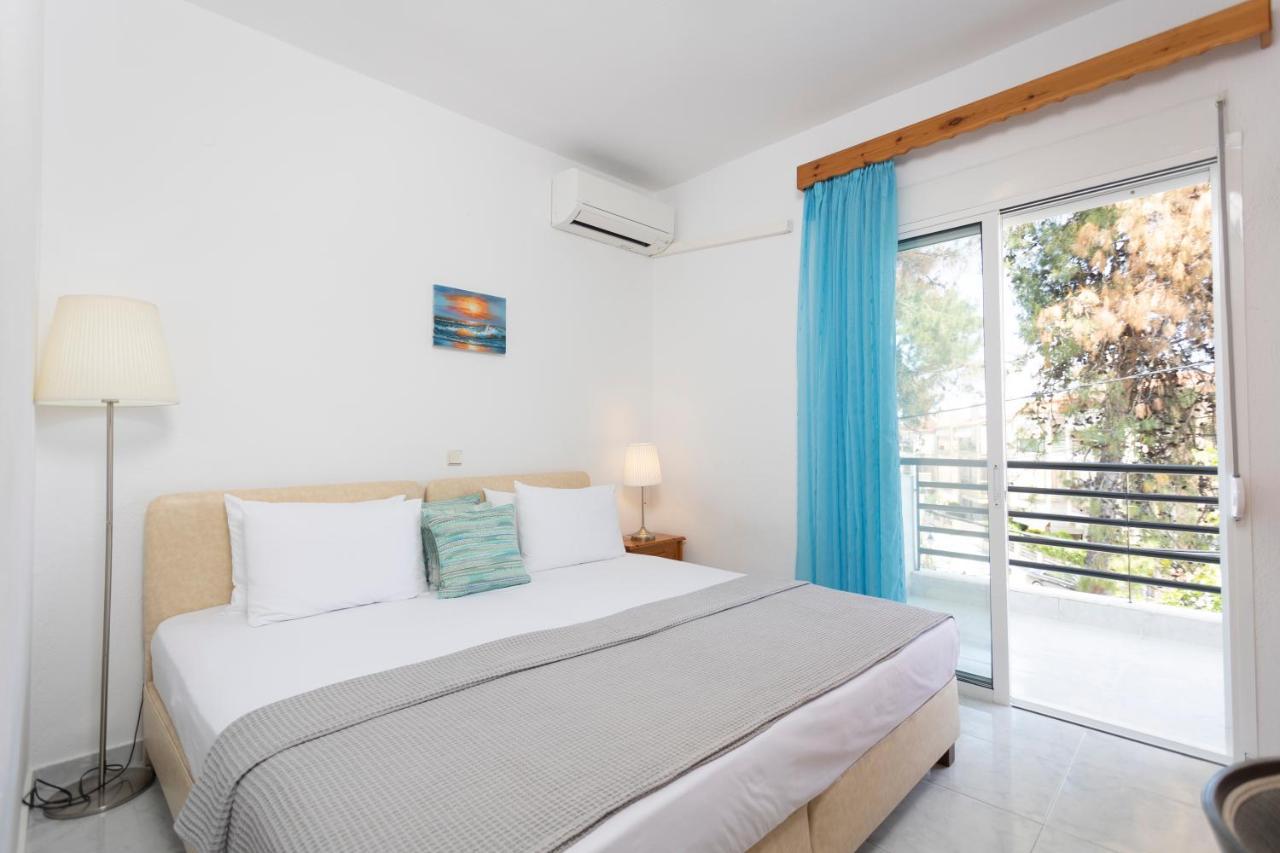 Anastasia Apartments Ханиоти Екстериор снимка