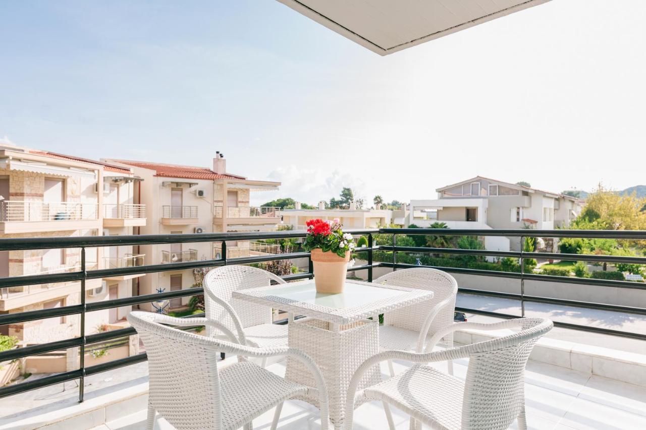 Anastasia Apartments Ханиоти Екстериор снимка